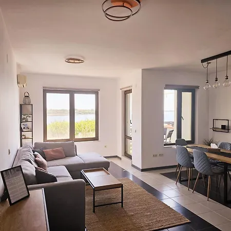 Apartament Sea *